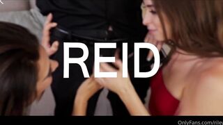 Riley Reid Masturbates With Squirt Ends