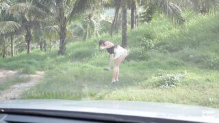 Kriss Kiss Risky Blowjob In The Car