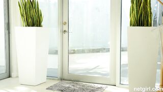 Ellie Nova Takes A Messy Creampie After Casting