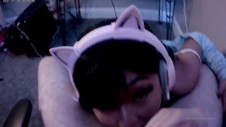 Gamer Girl Lucy Lee Blowjob