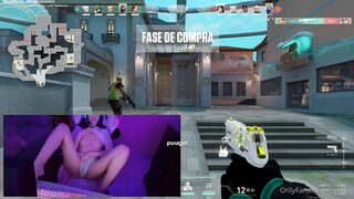 PuuGirl Fingers Her Pussy While Gaming