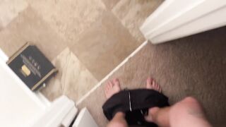 Brooketilli Receives A Warm Cum Facial In The Bathtub