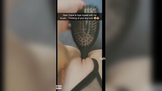 Joyliii Kinkily Uses A Hairbrush To Masturbate