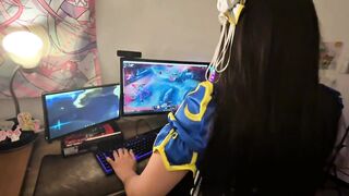Cosplayer Girl Kikisita Is Invited To Play And Ends Up Getting Fucked