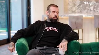 Alannasworldx & Lena The Plug Wild FFM Threesome