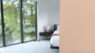 Wildhalli Alannasworldx's Hot Lesbian Fun Session