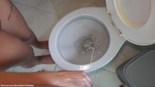 Brenda Trindade Nasty Bathroom Golden Shower Session