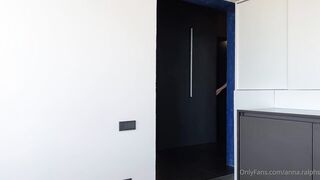 Anna Ralphs Creampie Wearing Jeans