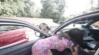 Lana Rhoades Gives A BJ After Gets Caught By A Police Officer