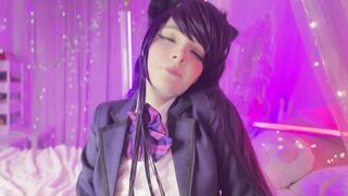 Furry Lolidream Enjoys An Intense Clit Rubbing Session