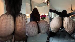 Nickiibaby Twerks Her Ass All Over The House
