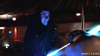 Yasmina Khan Satisfies Two Dicks At The Club