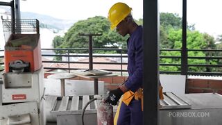 Devil Khloee Gets Fucked By The Construction Worker's BBC