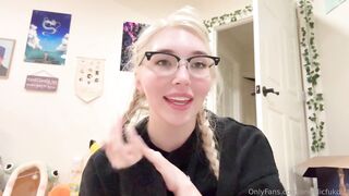 Angelicfuckdoll Flaunts Her Tits And Masturbates
