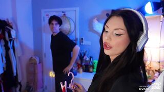 Streamer Eva Soda Had Sex On Live Stream