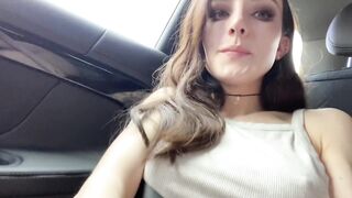 Dainty Wilder Solo Play In The Car
