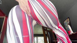 Curvy Queen Egirl Solo Plays With A White Dildo