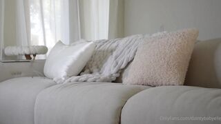 Elle Lee Takes A BBC On The Couch