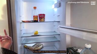 A Real Estate Agent Blondessa Wants To Close The Deal And Take A Big Cock